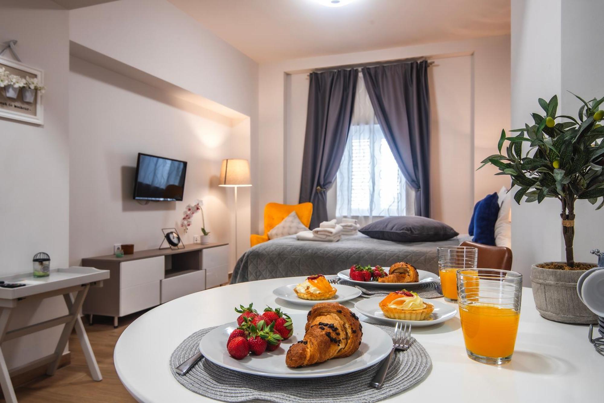 D&A City Center Apartments With Free Parking 普拉 外观 照片