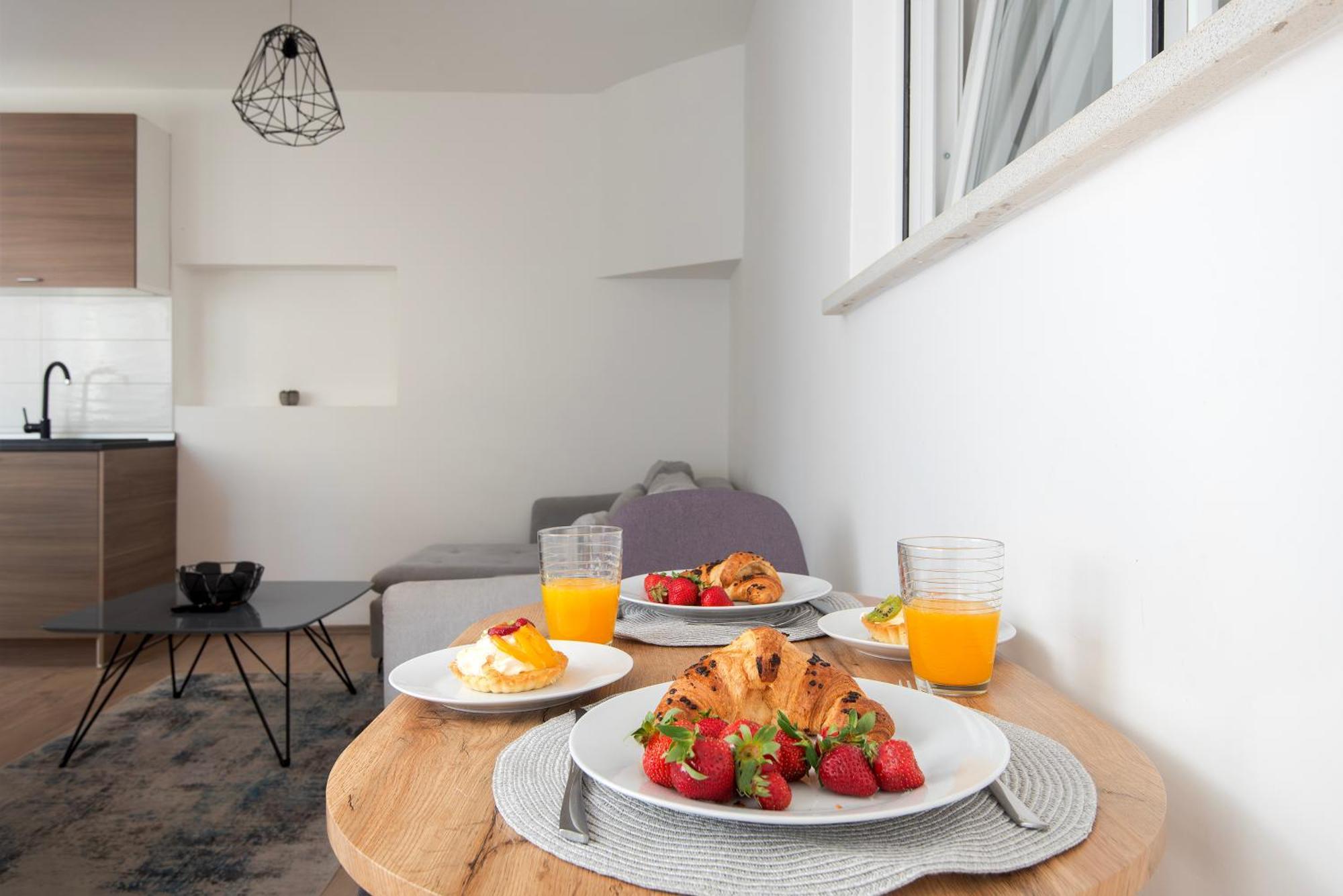 D&A City Center Apartments With Free Parking 普拉 外观 照片