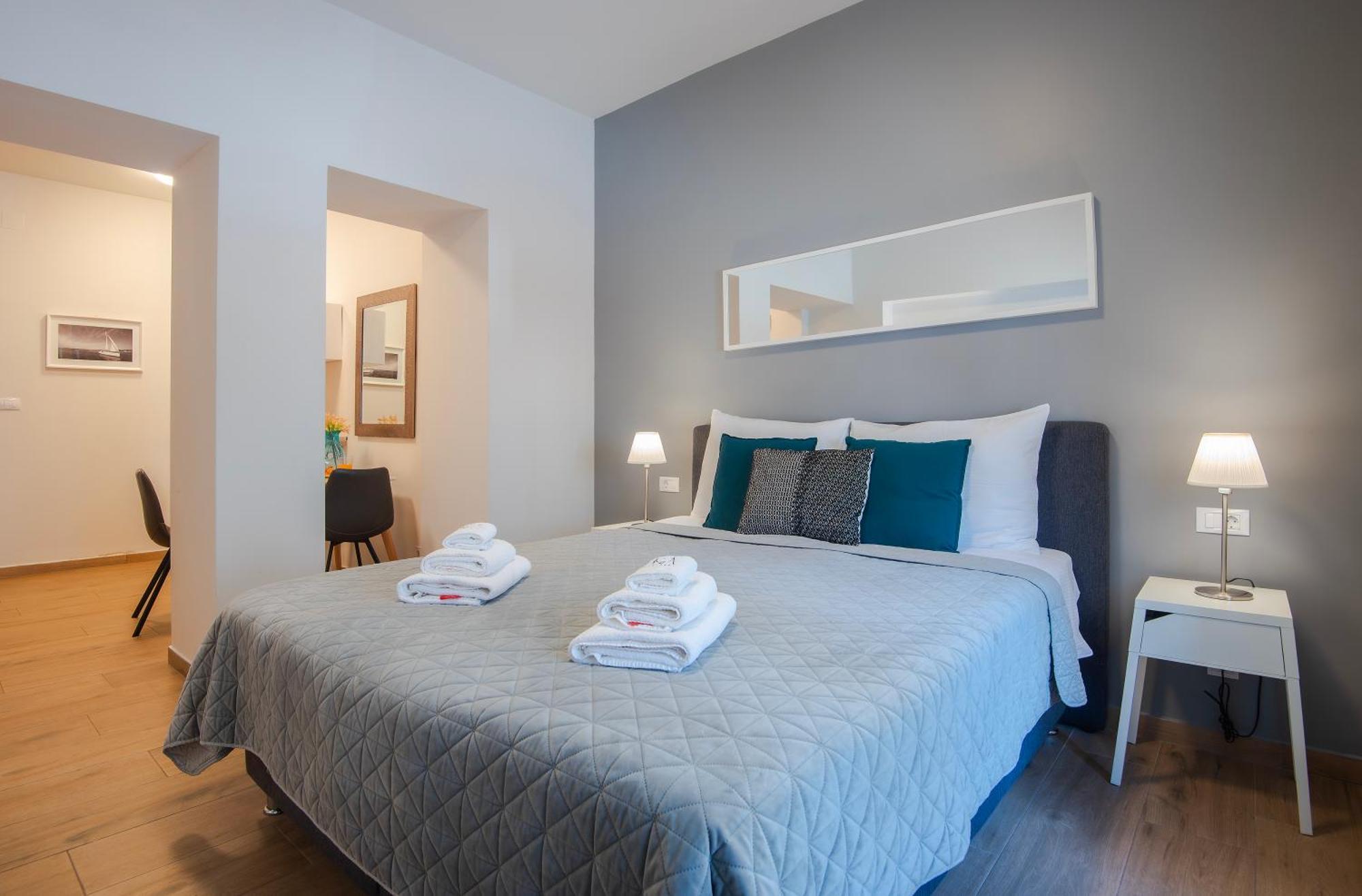D&A City Center Apartments With Free Parking 普拉 外观 照片