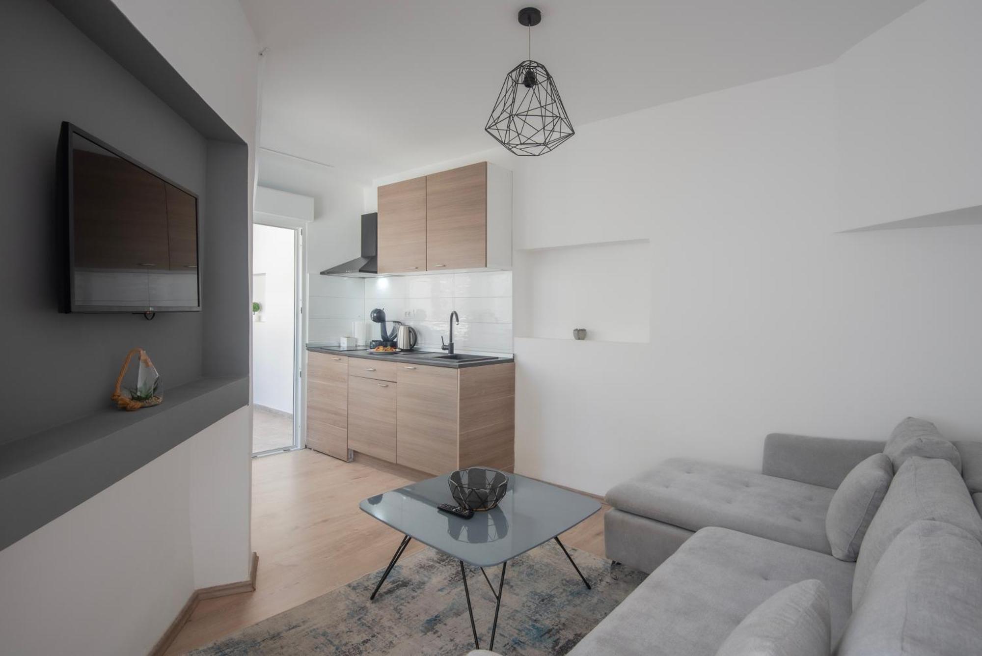 D&A City Center Apartments With Free Parking 普拉 外观 照片