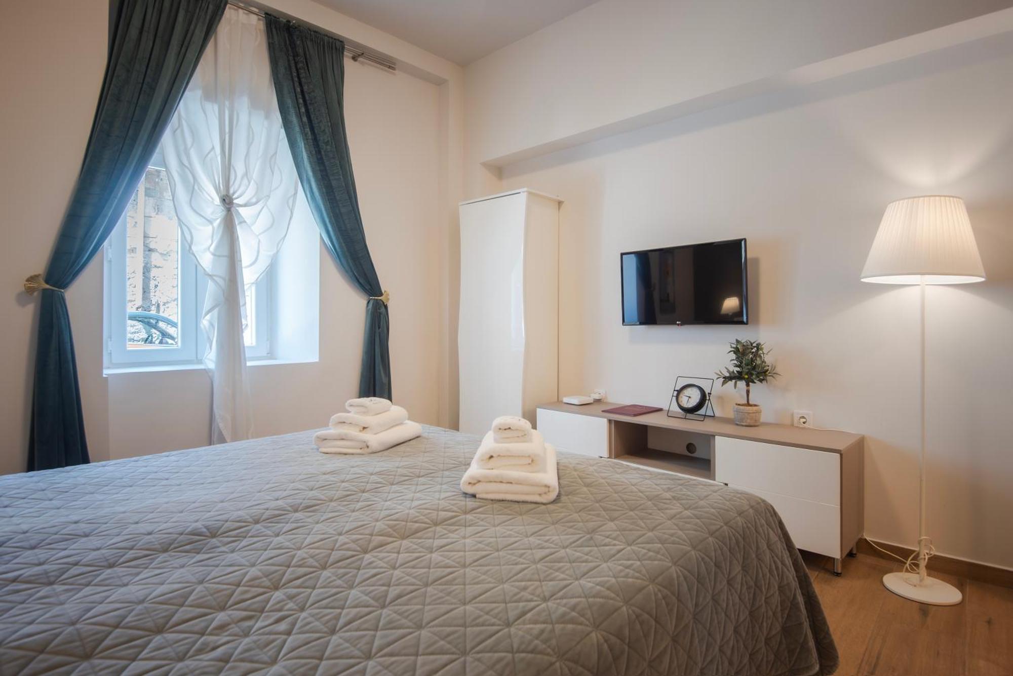 D&A City Center Apartments With Free Parking 普拉 外观 照片