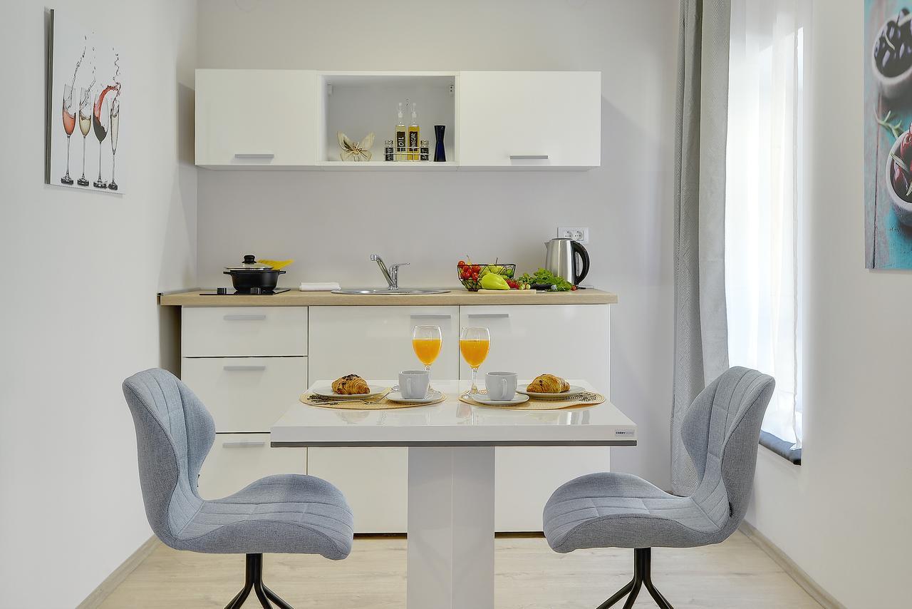 D&A City Center Apartments With Free Parking 普拉 外观 照片