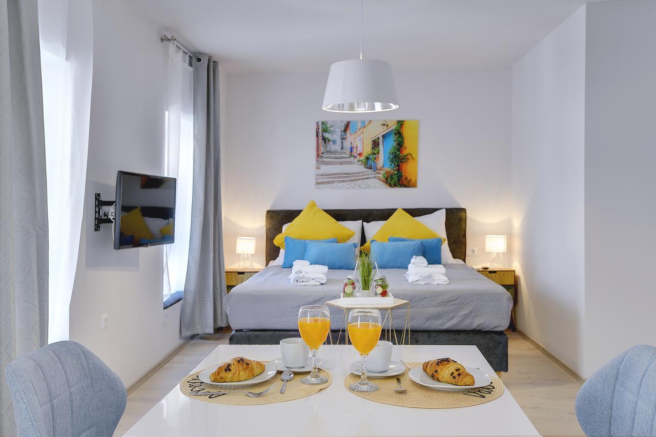 D&A City Center Apartments With Free Parking 普拉 外观 照片